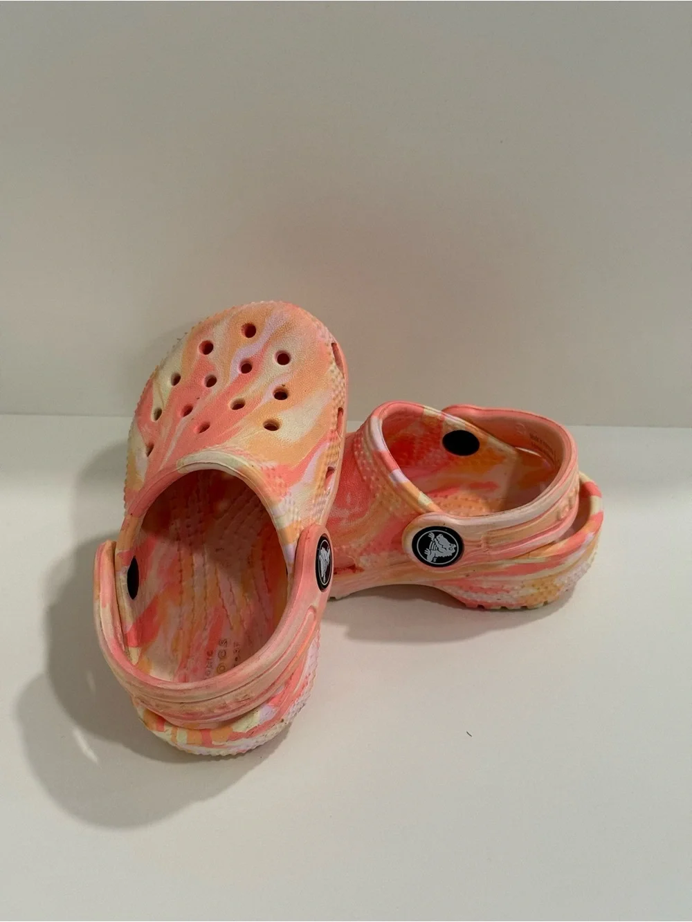 Kids Tie-Dye Crocs - Pink/Peach